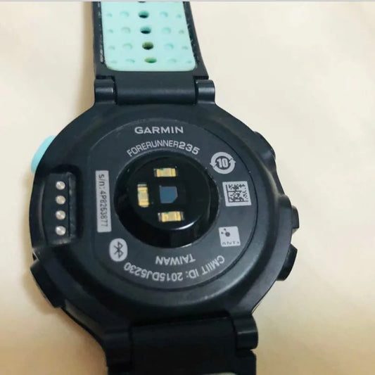 Garmin forerunner 235 GPS