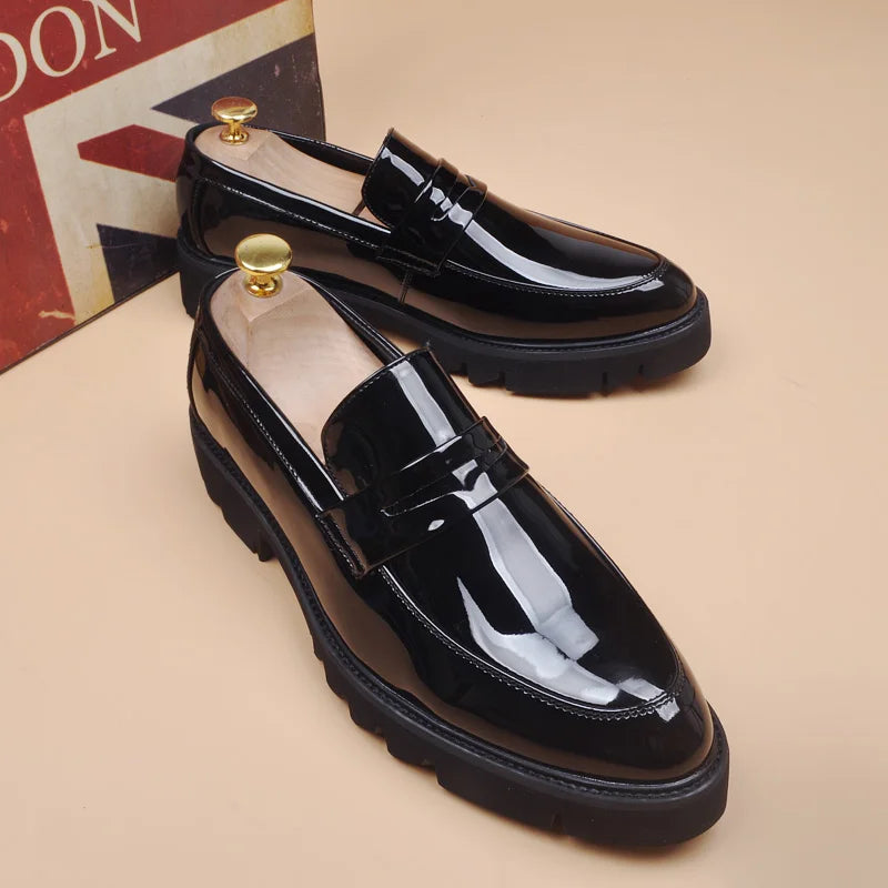 Sapatos de couro plataforma
