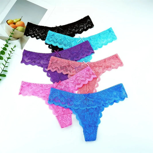 Conjunto de 3 Tangas Femininas em Renda