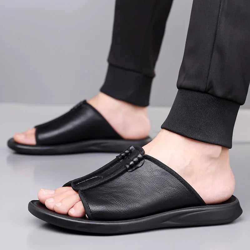 Chinelo masculino de couro
