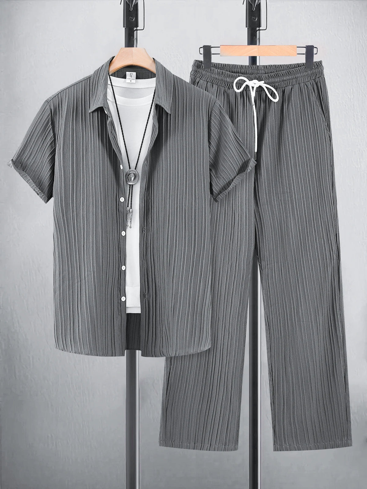 Conjunto Masculino Texturizado com Calças
