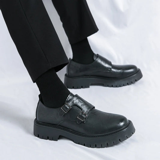 Sapatos derby masculinos em couro