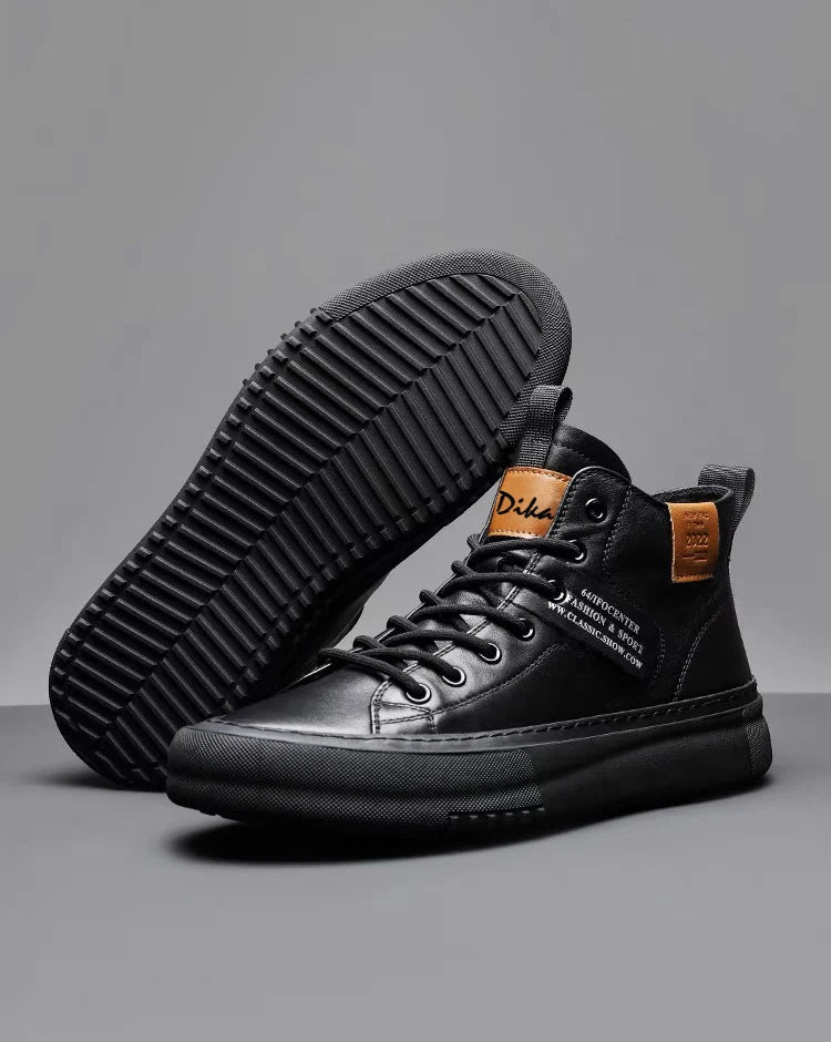 Tenis casuais de sola grossa