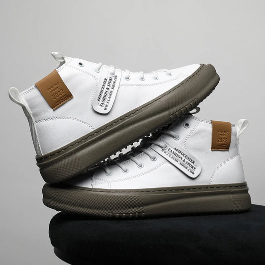 Tenis casuais de sola grossa