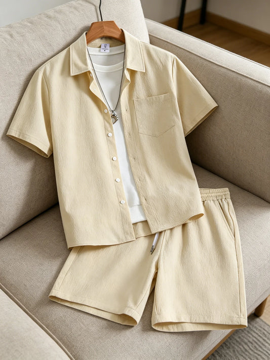 Conjunto Masculino de Camisa e Calções com Textura Enrugada