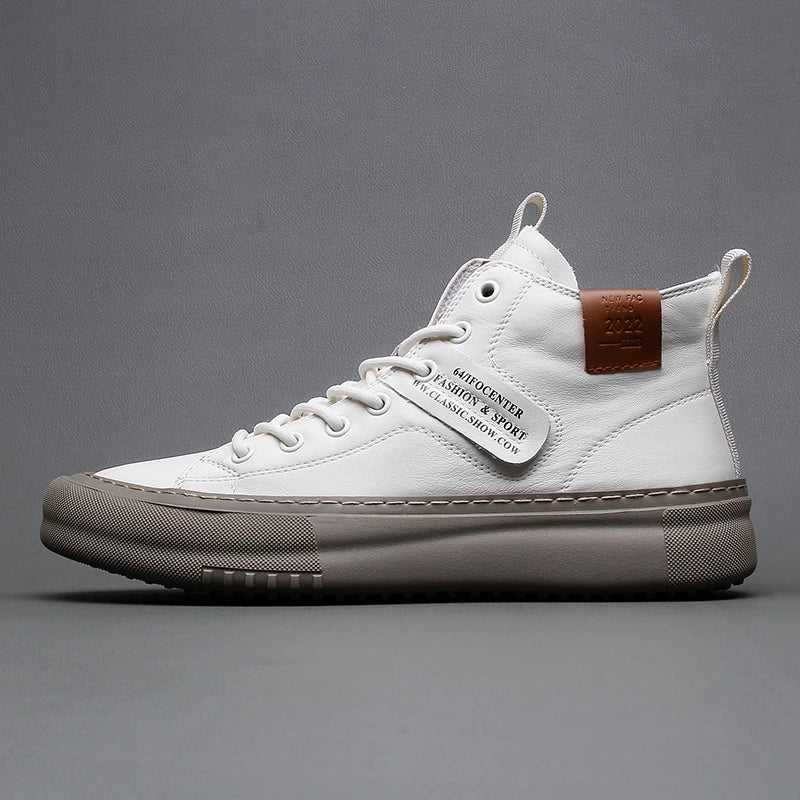 Tenis casuais de sola grossa