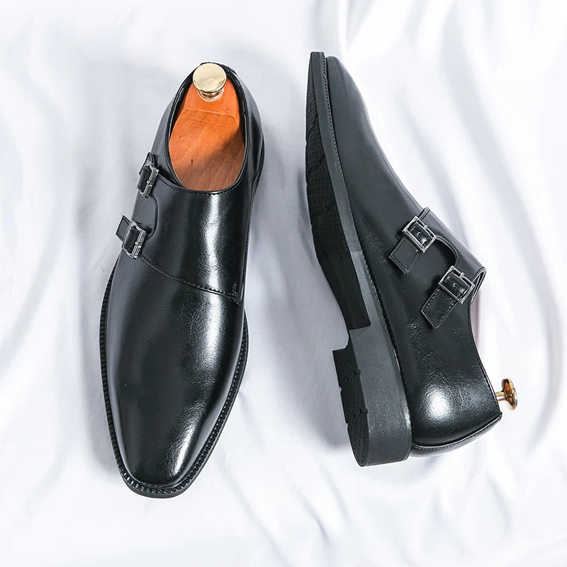 Sapatos de couro genuíno