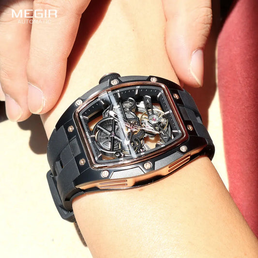 Relógio de pulso mecânico com mostrador