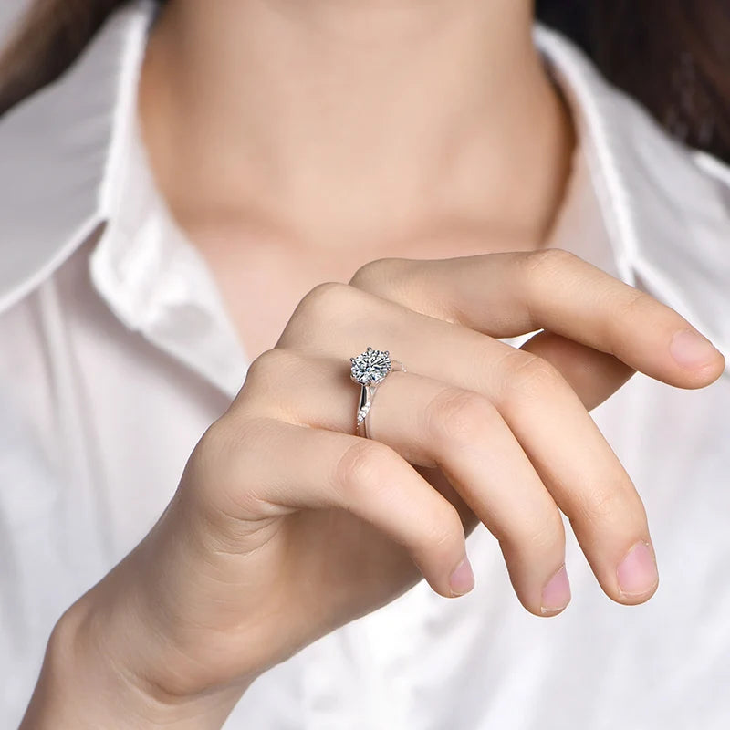 Anel de Moissanite ATTAGEMS em Prata 925 – 1 ct, 2 ct e 3 ct