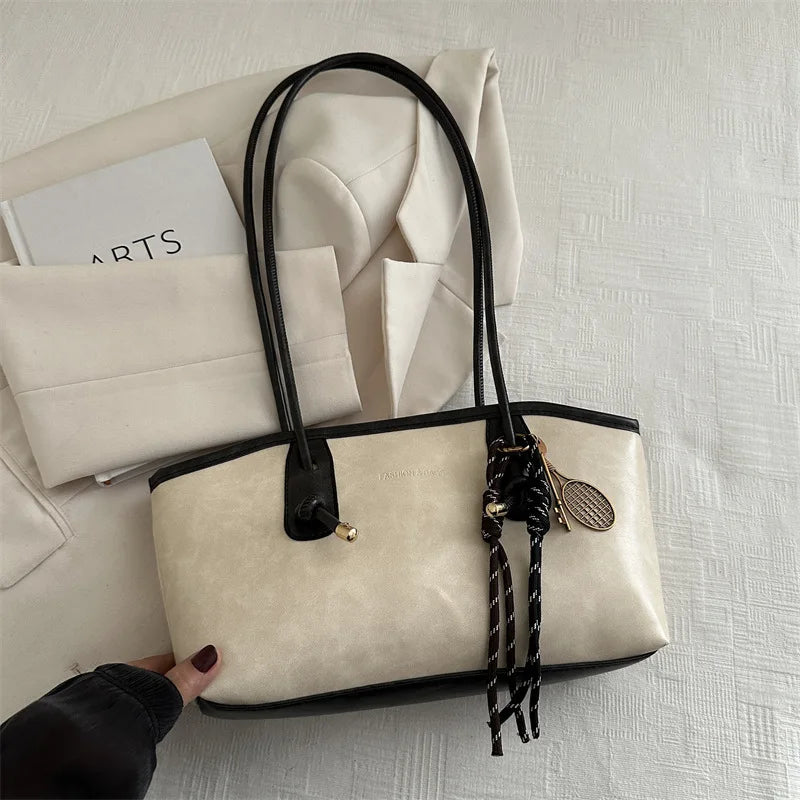 Bolsa Tote Feminina com Pingente