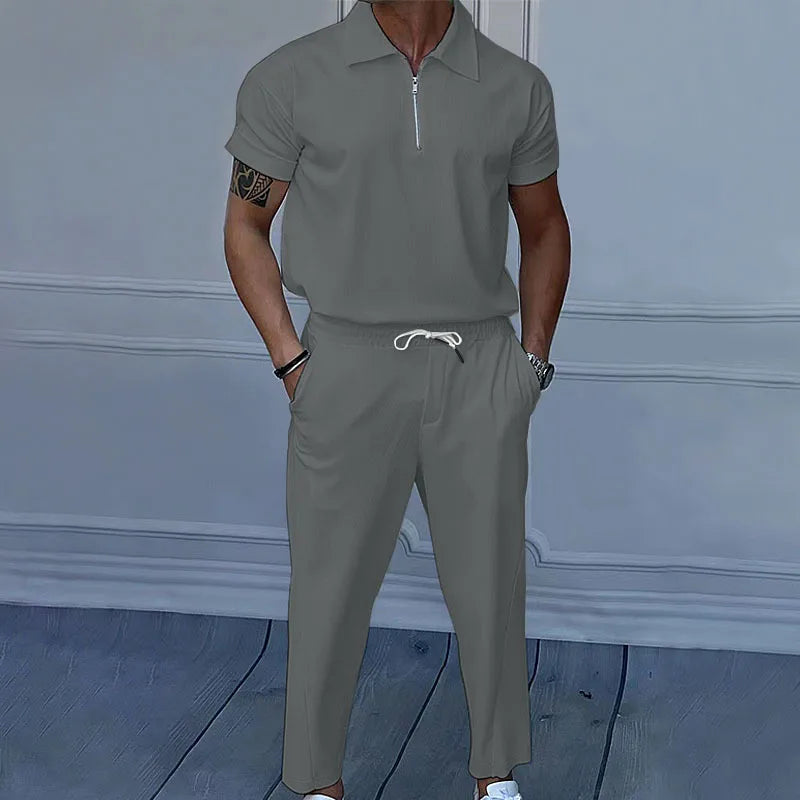 Fato masculino de verão em cores sólidas