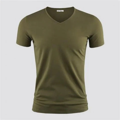 T-shirts cor pura gola V e O