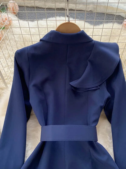 Vestido Feminino de Escritório com Cinto — Manga Longa e Comprimento Midi