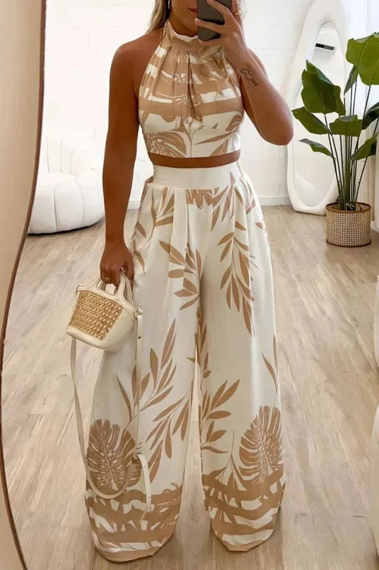 Conjunto com top de alças sem costas, pantalona de cintura alta