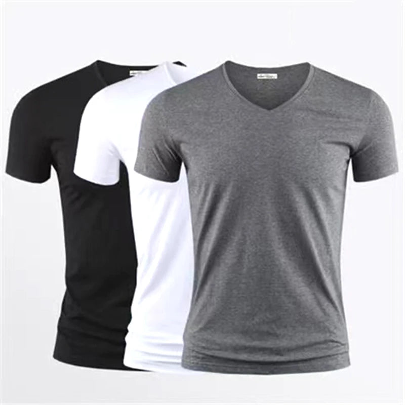 T-shirts cor pura gola V e O