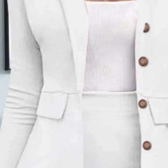 Conjunto feminino com blazer de manga comprida e saia lápis
