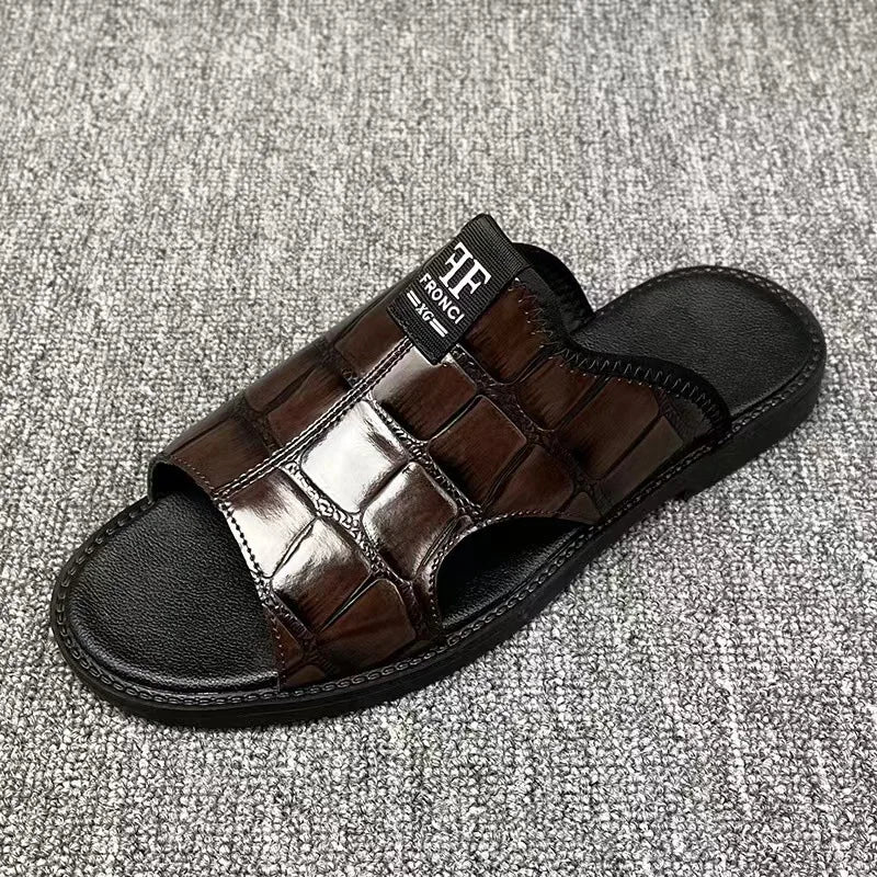 Chinelo de dedo em pele luxuosa exclusiva