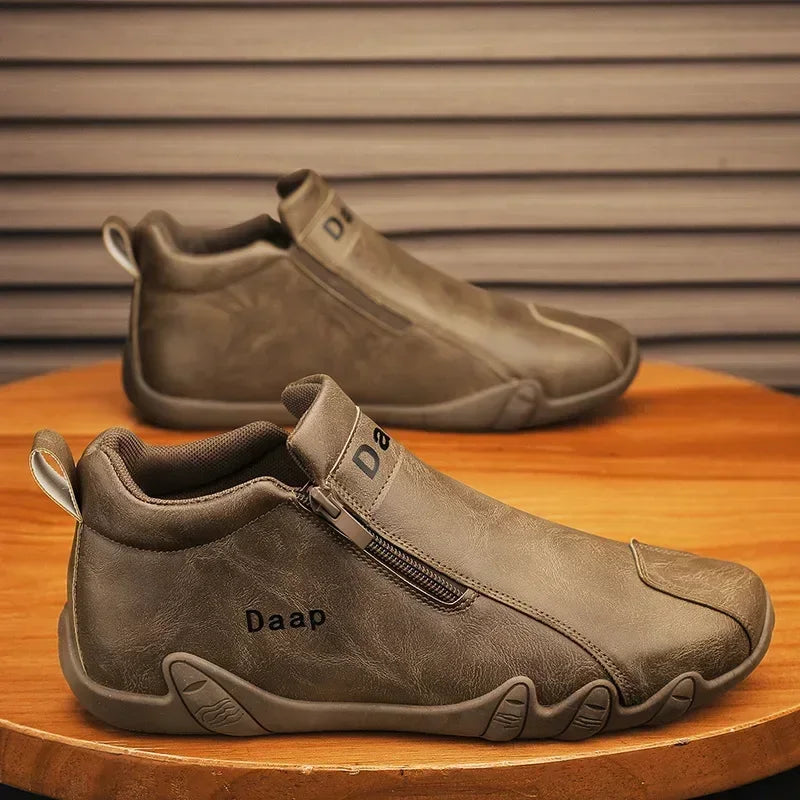 Tênis de couro com zíper