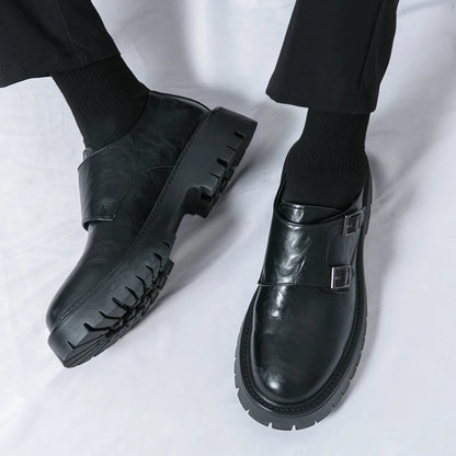 Sapatos derby masculinos em couro