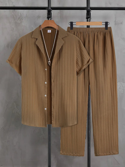 Conjunto Masculino de 2 Peças com Camisa de Manga Curta e Calça