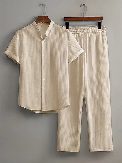 Conjunto masculino moderno