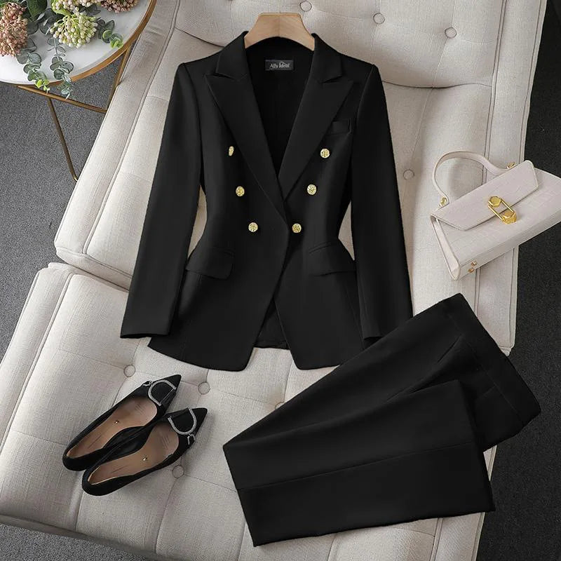 Fato feminino casual