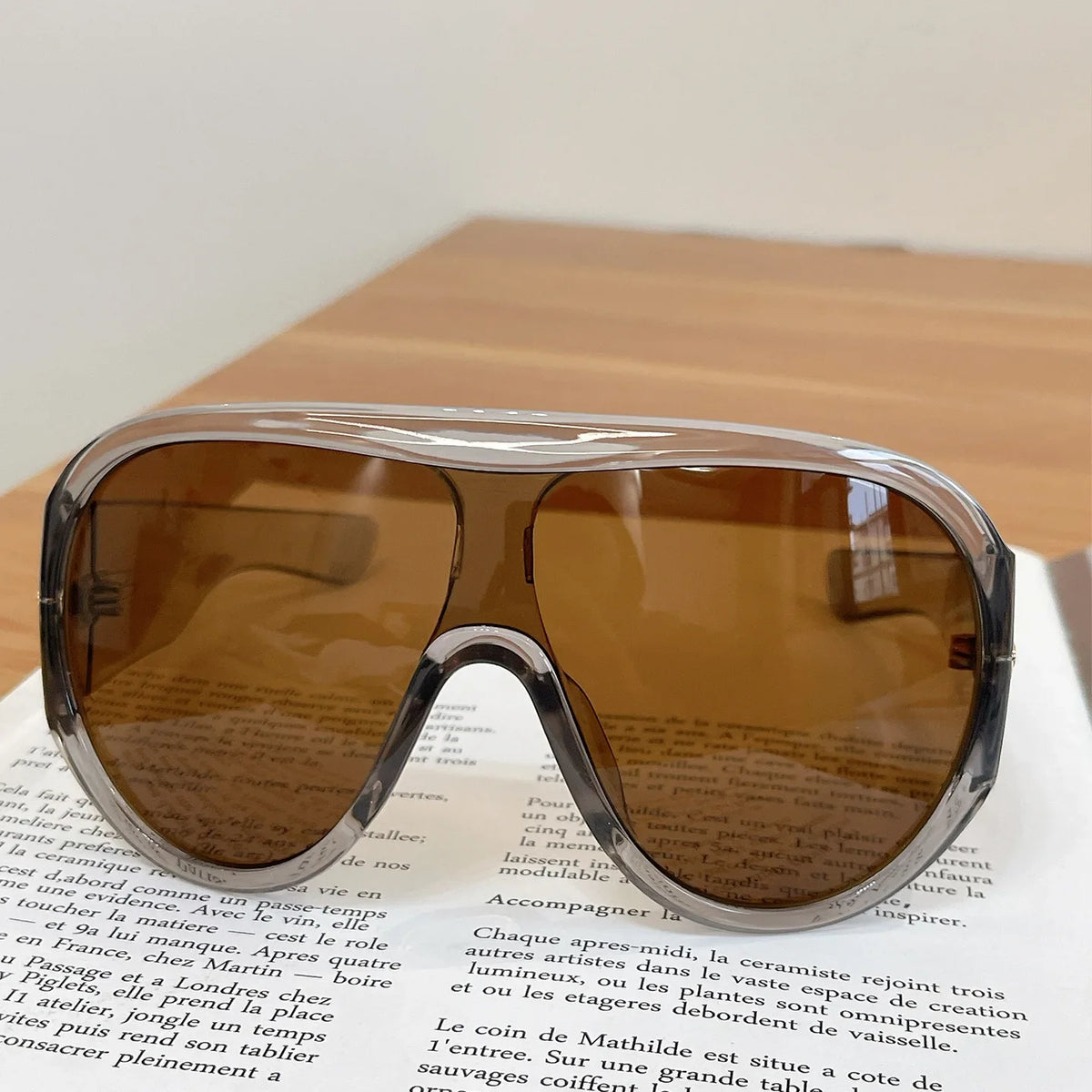 Óculos de Sol Oversized Unissex — Modelo Esportivo UV400