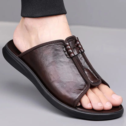 Chinelo masculino de couro
