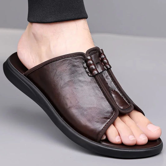 Chinelo masculino de couro
