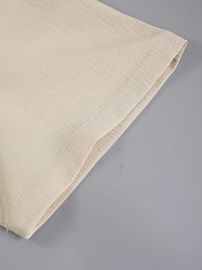 Conjunto Masculino de Camisa e Calções com Textura Enrugada