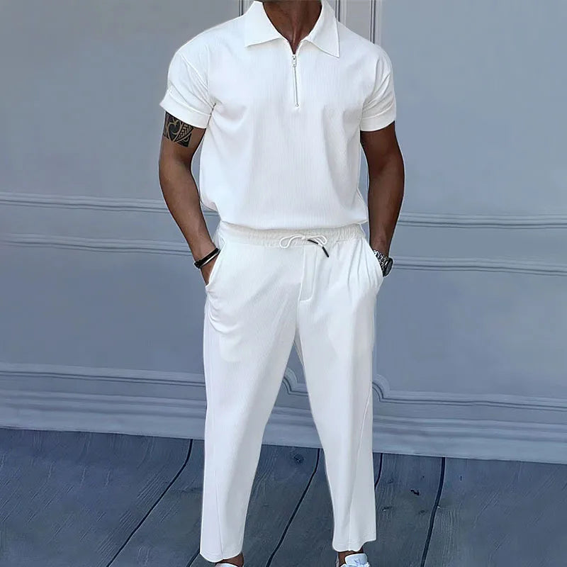 Fato masculino de verão em cores sólidas