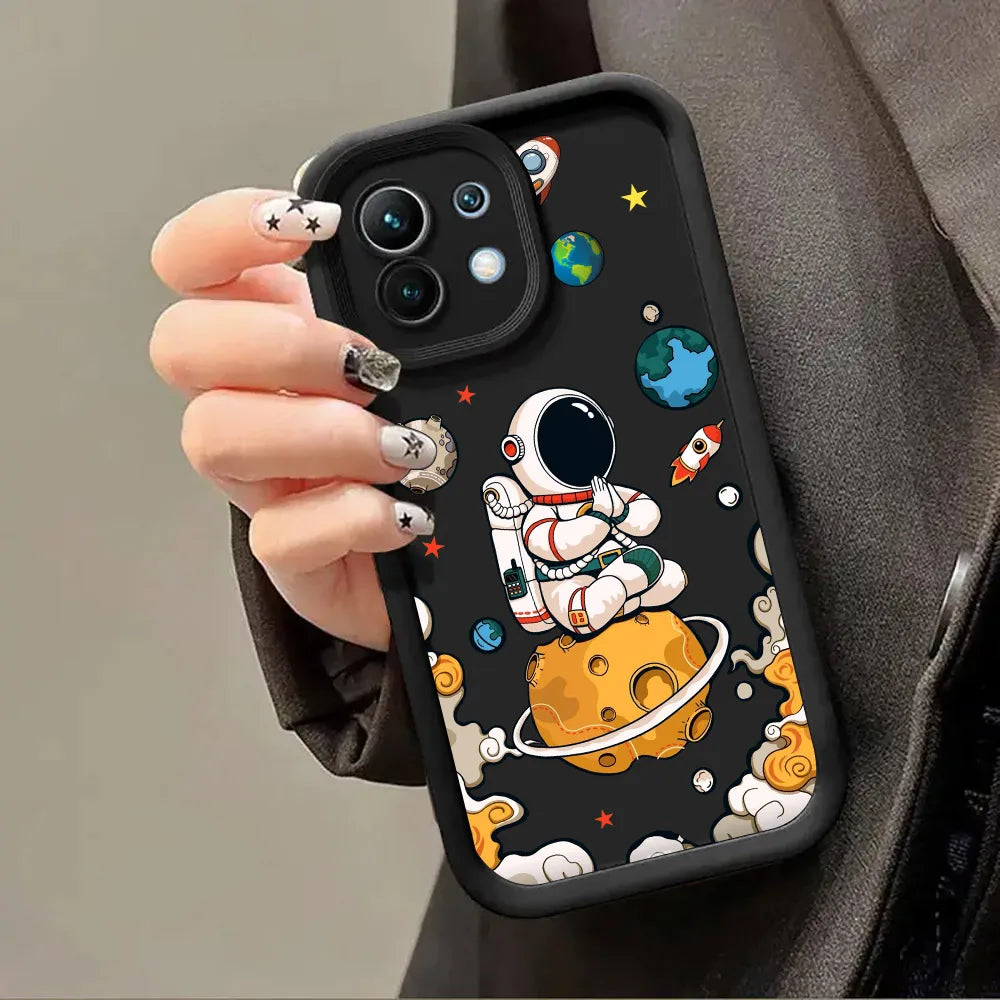 Capa de Silicone Fofa de Astronauta para Xiaomi, POCO e Redmi – Proteção e Estilo