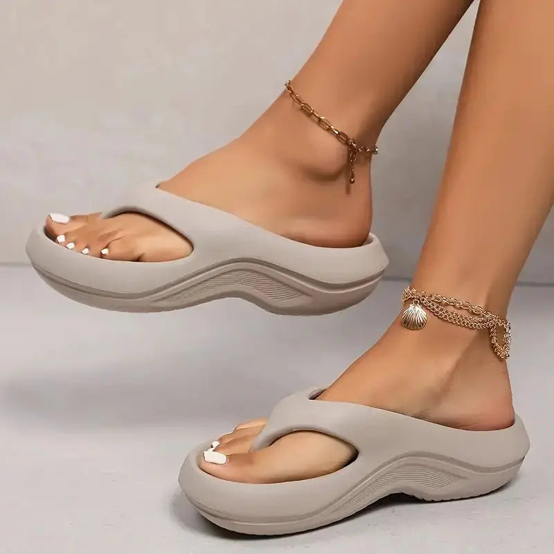 Chinelas plataforma sola grossa