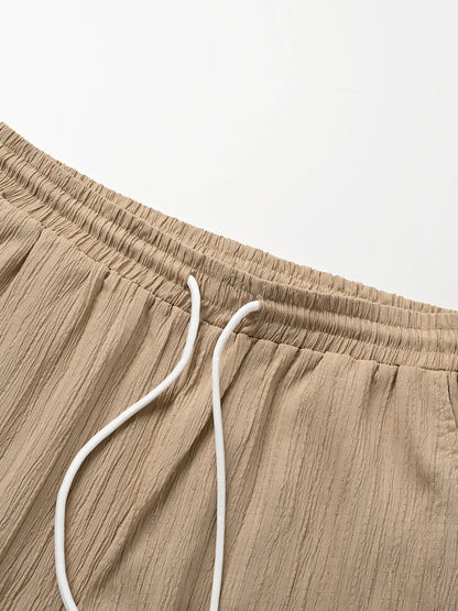Conjunto Masculino com Camisa Listrada e Calças