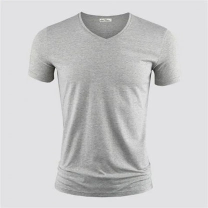 T-shirts cor pura gola V e O