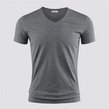T-shirts cor pura gola V e O