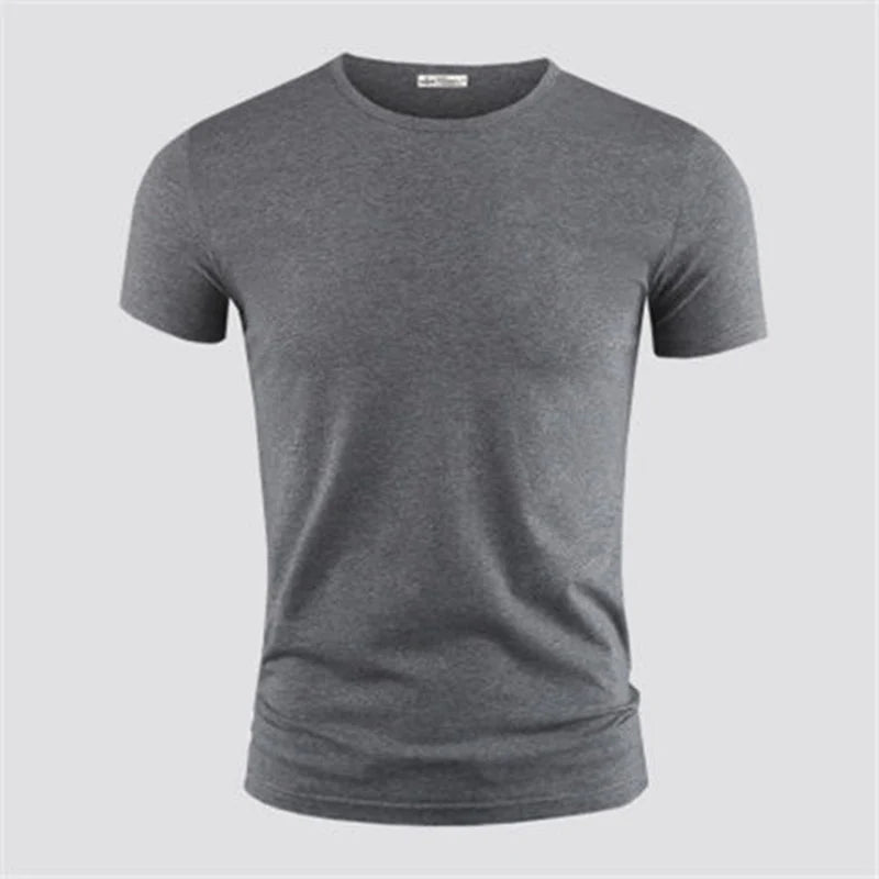 T-shirts cor pura gola V e O