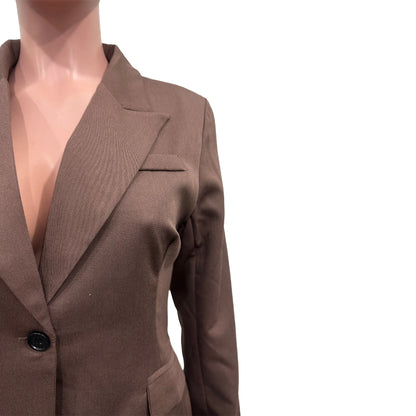 Conjunto feminino de 2 peças com saia e blazer