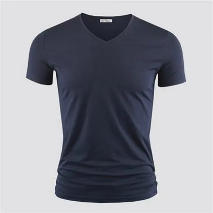 T-shirts cor pura gola V e O
