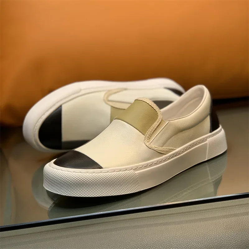 Mocassins em pele genuína moderno em blocos de cor
