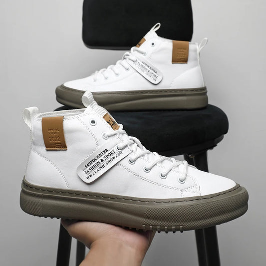 Tenis casuais de sola grossa