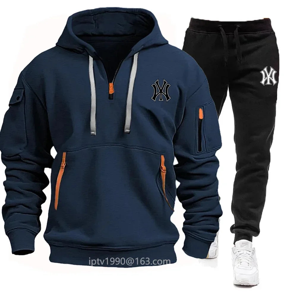 Conjunto Masculino de Moletom com Capuz e Calças