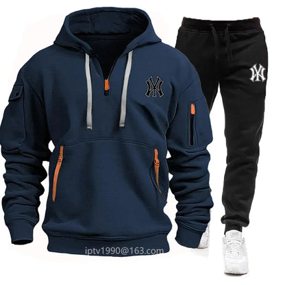 Conjunto Masculino de Moletom com Capuz e Calças