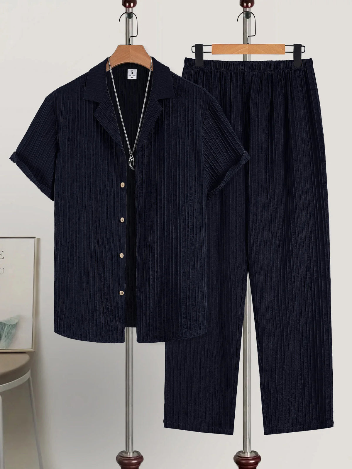 Conjunto Masculino de 2 Peças com Camisa de Manga Curta e Calça