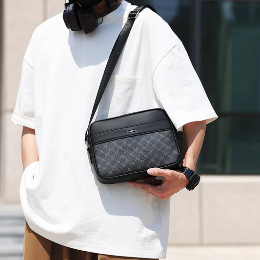 Bolsa transversal masculina de couro