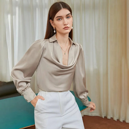 Blusa caída dobras gola V