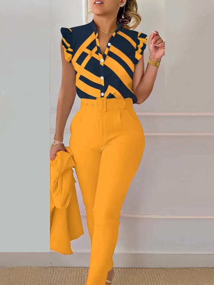 Conjunto primavera/verão com blusa sem mangas estampada com folha de lótus