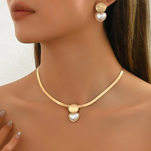 Conjunto de pingentes de coração e geométricos
