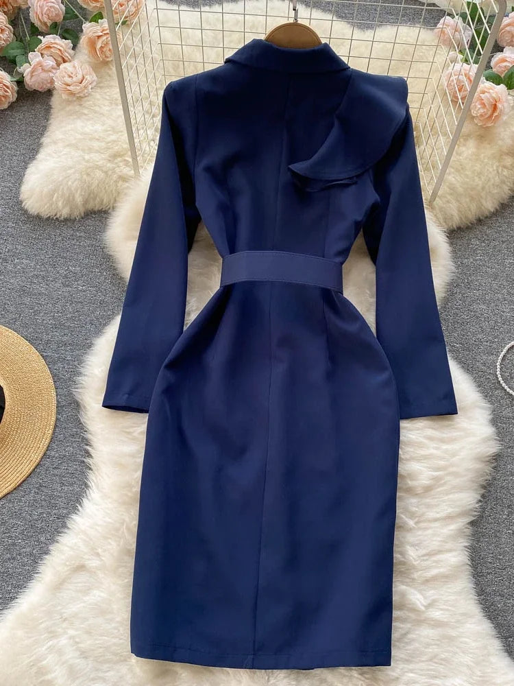 Vestido Feminino de Escritório com Cinto — Manga Longa e Comprimento Midi