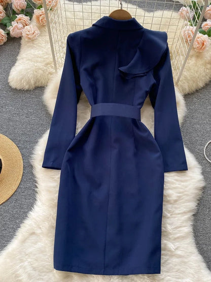 Vestido Feminino de Escritório com Cinto — Manga Longa e Comprimento Midi